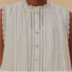 Farm Rio Sleeveless Eyelet Blouse. S.